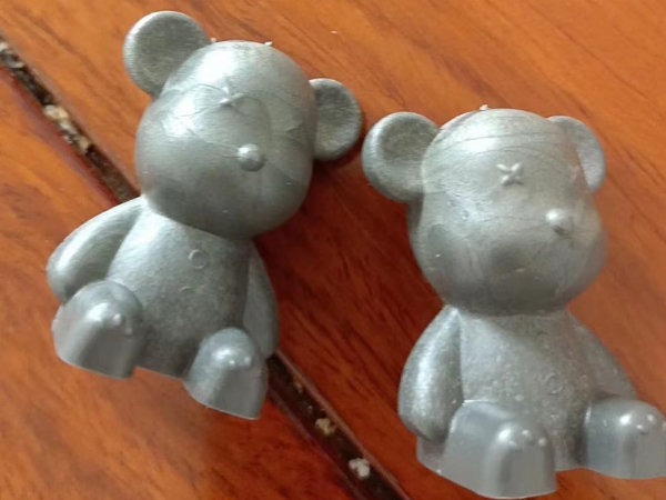 濟(jì)寧安屹工貿(mào)承接注塑模具和注塑產(chǎn)品專(zhuān)業(yè)代工，金日接單網(wǎng)紅小熊杯，日產(chǎn)8萬(wàn)只